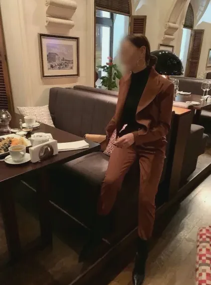 Alba, 39 años